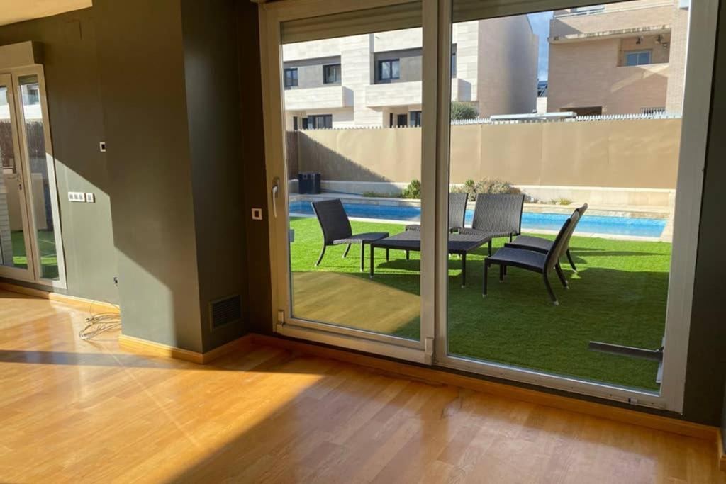 Valdevebas Chalet Con Piscina Madrid Bagian luar foto