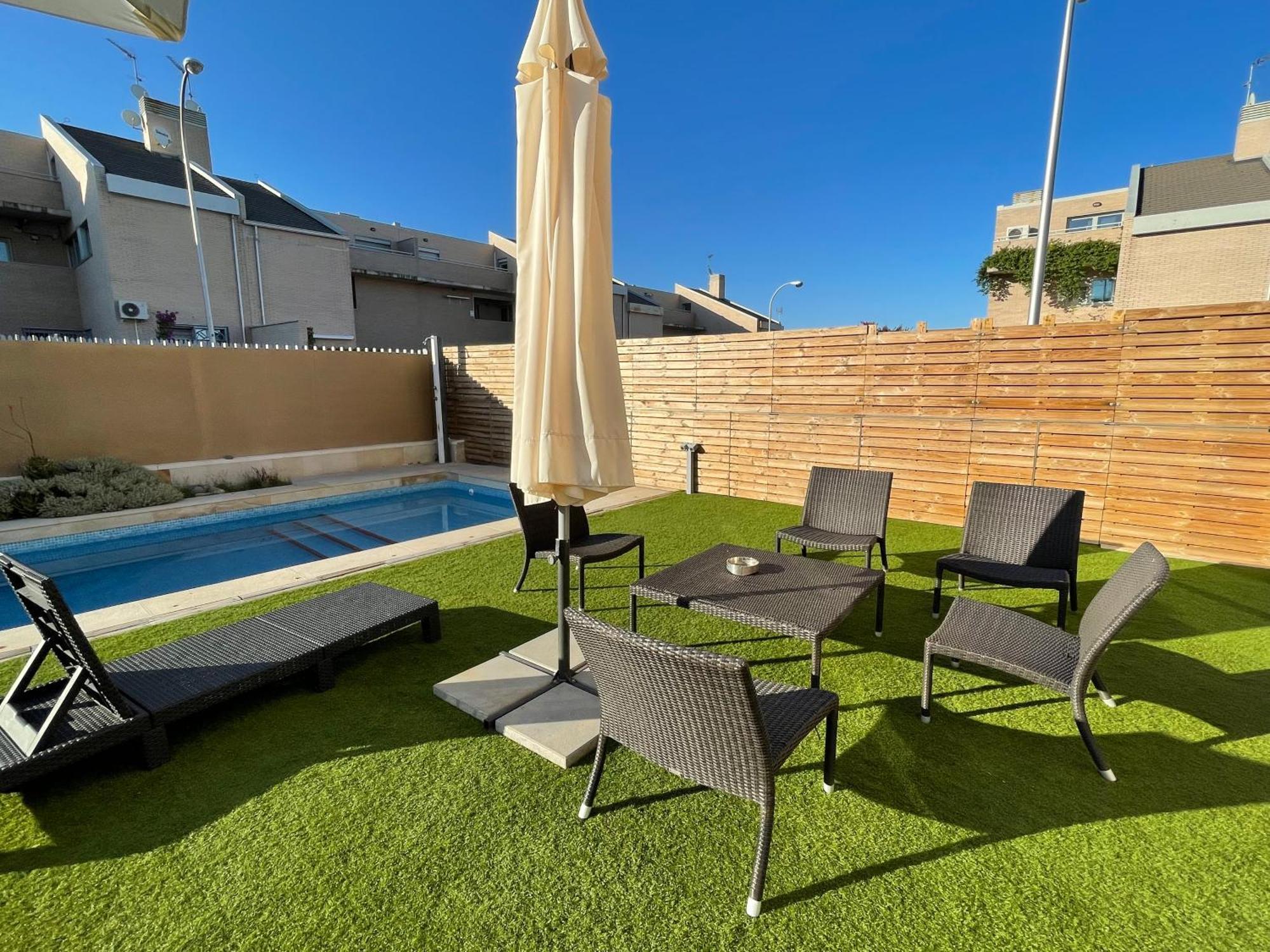 Valdevebas Chalet Con Piscina Madrid Bagian luar foto